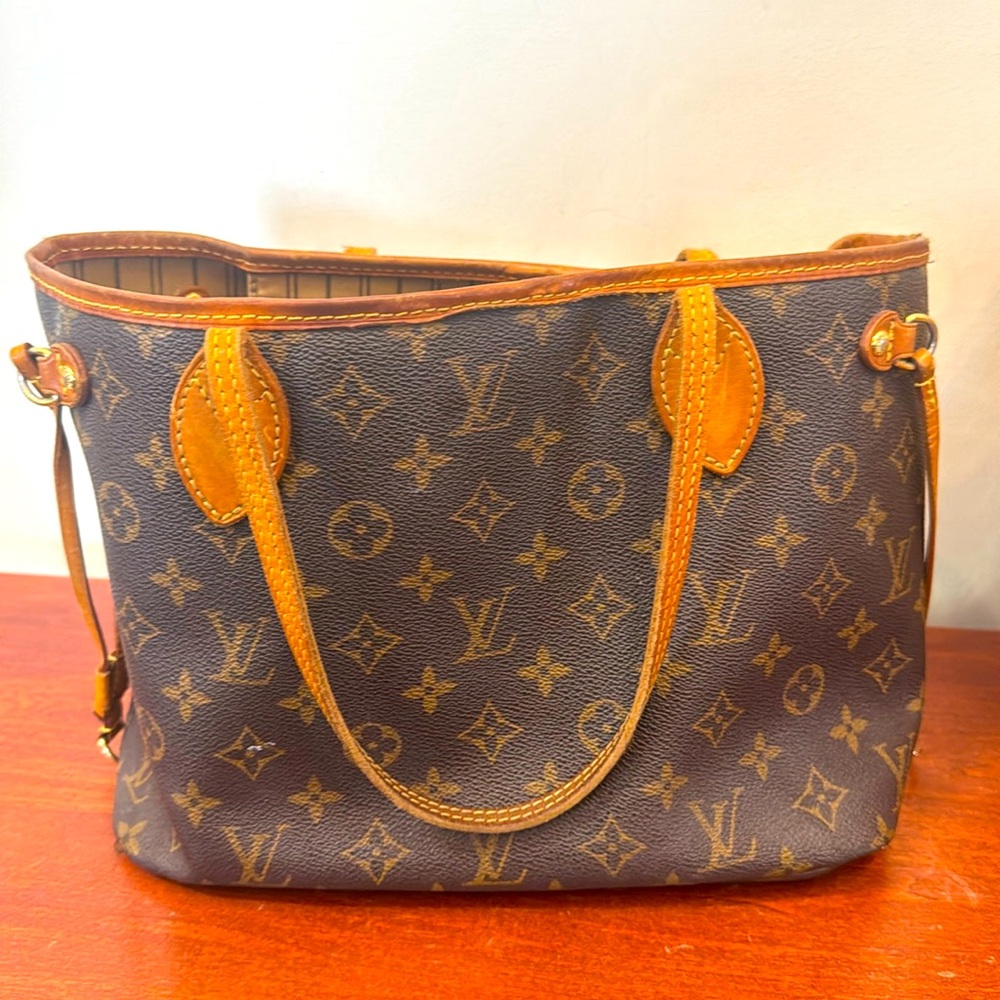 Authentic Louis Vuitton Neverfull PM Shoulder Tote Bag Monogram Leather